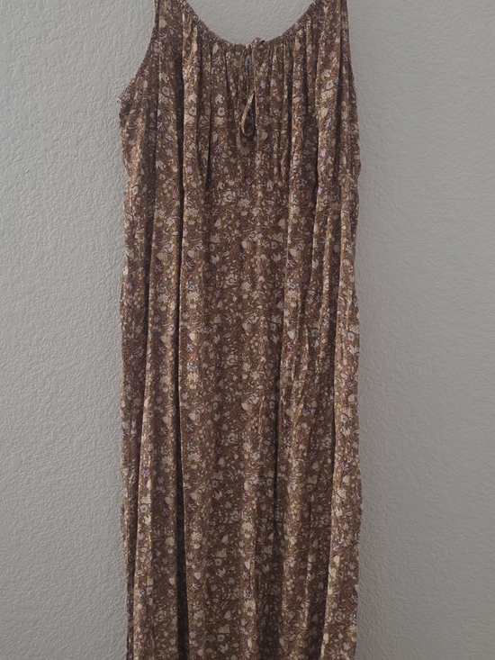 Old Navy Dresses & Skirts - Old Navy Brown Floral Maxi Dress